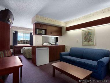 Microtel Inn & Suites By Wyndham Detroit Roseville Zimmer foto